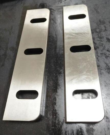 Knives For Granulating